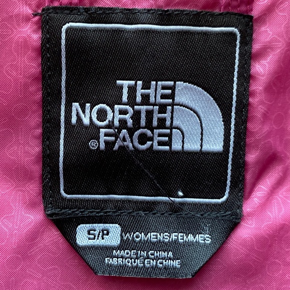 The North Face ski jacket - Picture 11 of 12